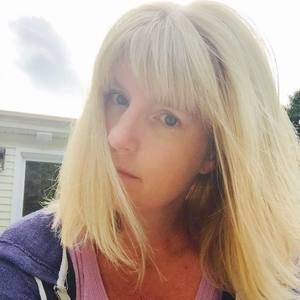 Meet your Posher, Robyn